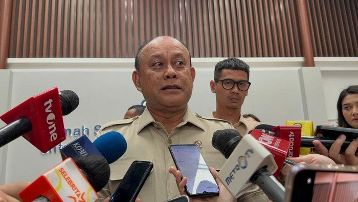 Intip Garasi Kepala BGN Dadan Hindayana: Spesifikasi dan Performa Mobilnya