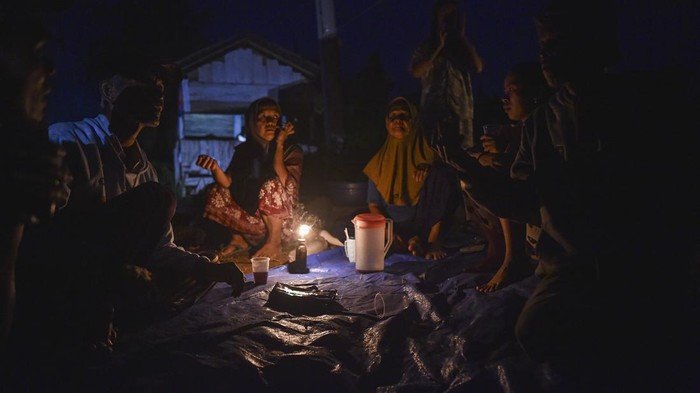 **Banjir Aceh-Sumatera: ISPA dan Penyakit Kulit Menyerang Pengungsi**