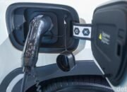 [Judul] Jika Insentif Dihentikan, Pajak Mobil Listrik Akan Meningkat?