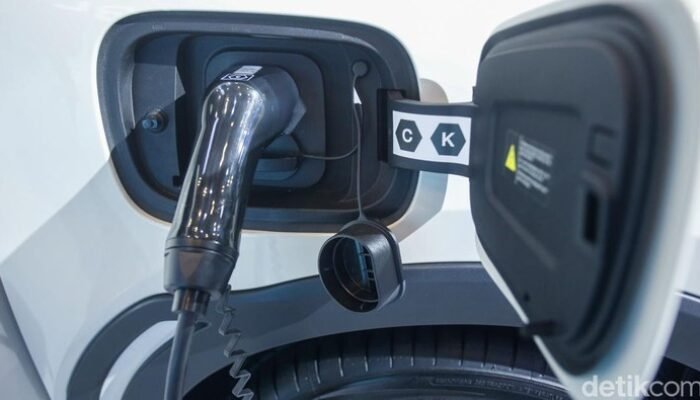 [Judul] Jika Insentif Dihentikan, Pajak Mobil Listrik Akan Meningkat?