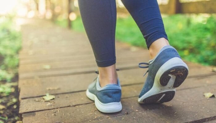 Bongkar Mitos! Segini Durasi Jalan Kaki yang Sebenarnya Dukung Kesehatan Jangka Panjang