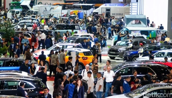 “40% Pajak Mobil di Indonesia: Kenapa Harganya Terkesan Mahal?”