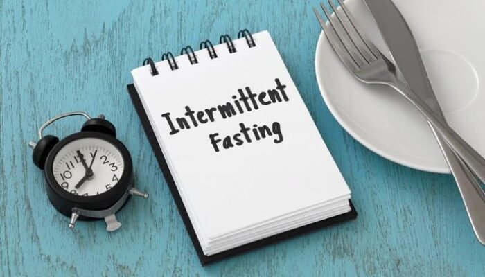 “Selain Turunkan BB, Intermittent Fasting Juga Bisa Jaga Kesehatan Otak! Inilah Faktanya yang Mengejutkan.”