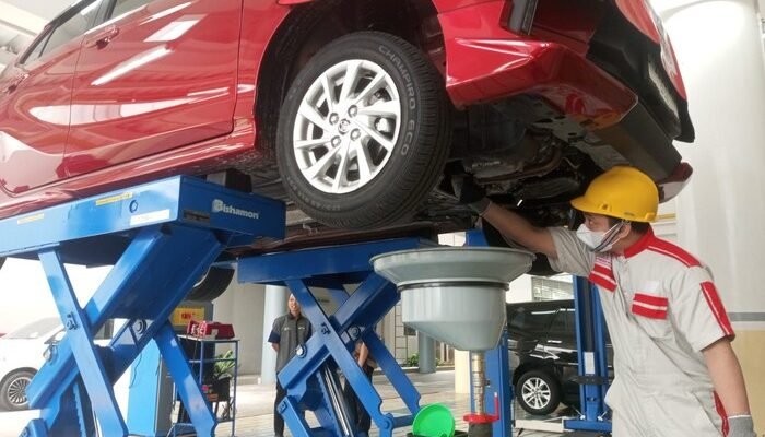 “Liburan Natal dan Tahun Baru, Auto2000 Hadirkan Posko Bengkel Siaga 24 Jam untuk Semua Kendaraan!”