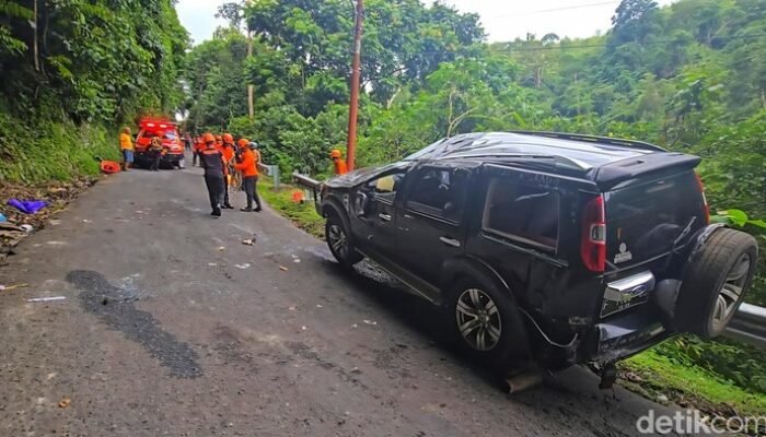 Tragedi Ford Everest di Cisarakan: Apa yang Sebenarnya Terjadi?