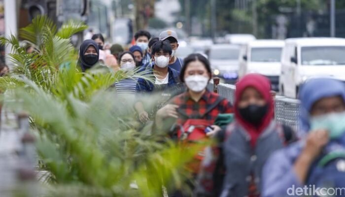 “Wakil Ketua Komisi IX DPR Minta Kemenkes Gerak Cepat Atasi ‘Super Flu’: Wabah Baru yang Menyebabkan Ketakutan Masyarakat”