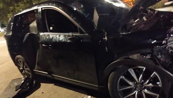Pelajaran dari Kasus Mazda CX-5 Tabrak Lari, Lawan Arus hingga Terserempet KA - Alternatif 3