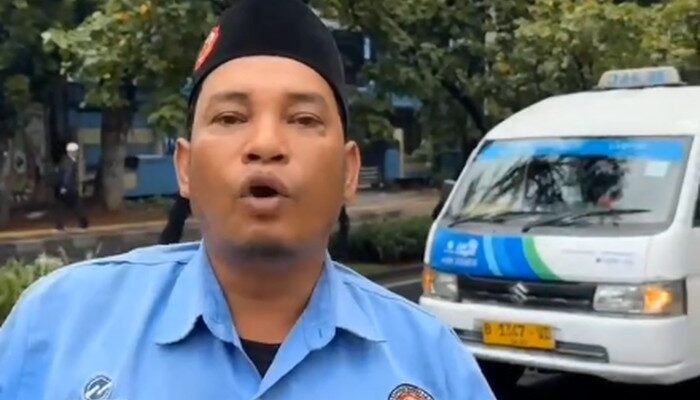 “Kursi Depan JakLingko: Sebuah Perdebatan yang Tak Terhindarkan”