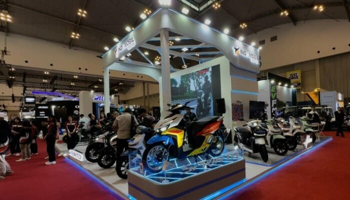 “Motor Listrik Terancam: Subsidi Tak Jelas, Penjualan 2025 Anjlok”
