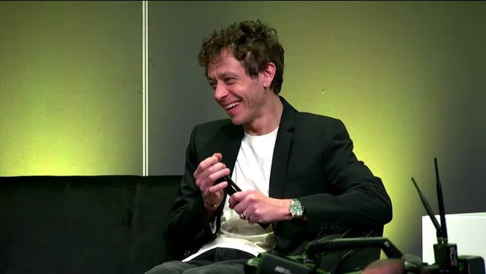 Dirahasiakan 20 Tahun, Borok Valentino Rossi Akhirnya Terbongkar! - Alternatif 2