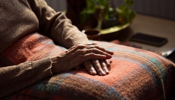 3 Rahasia Sehat dari Nyonya 100 Tahun yang Masih Bermain Tenis