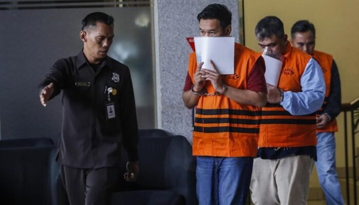 “Intip Garasi: Mobil Mewah Pejabat Pajak Jakut yang Jadi Target KPK”