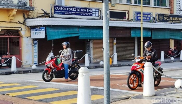 **Hukuman Berat untuk Pengendara Lawan Arah di Malaysia: 5 Tahun Penjara dan Denda Rp 60 Juta**