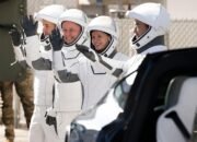 “Dievakuasi Karena Sakit di Luar Angkasa: Bagaimana Kondisi Terkini Kru ISS Menyebabkan Perdebatan tentang Risiko Berlansungnya Missi Antariksa?”