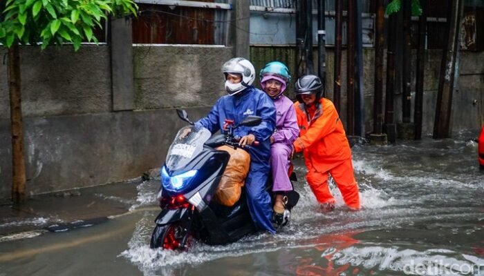 Yakin Mau Terobos Banjir? Pikirin Ini Dulu Deh – Update 1