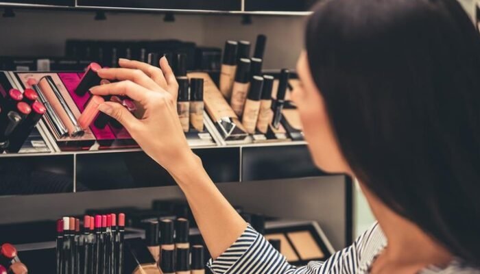 Jangan Risiko Kesehatanmu! 26 Kosmetik Berbahaya Ini Bisa Hancurkan Ginjalmu Tanpa Kamu Sadari