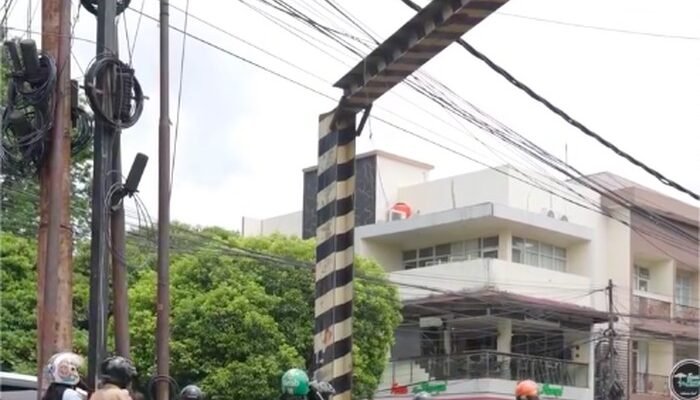 Pemotor Lawan Arah Ditegur Polisi Ngeyel, Malah Marah-marah: Tantangan Hukum Lalu Lintas