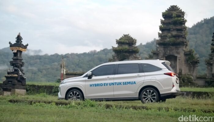 “Andai Mobil Hybrid Lebih Murah 10 Persen, Apakah Indonesia Siap Menuju Era Nol Emisi?”